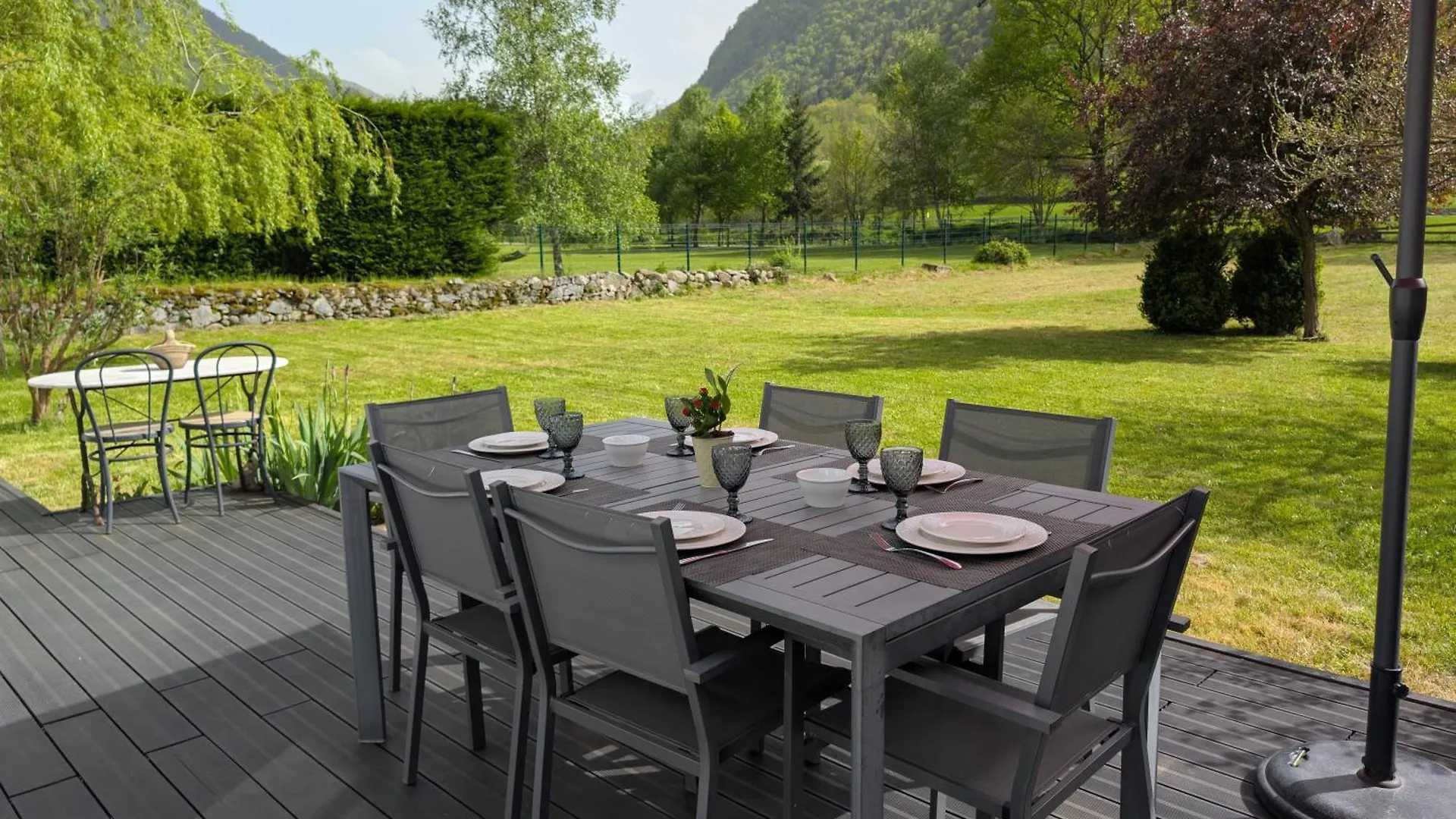 Maison tout confort pour votre séjour en famille Borderes-Louron Hébergement de vacances